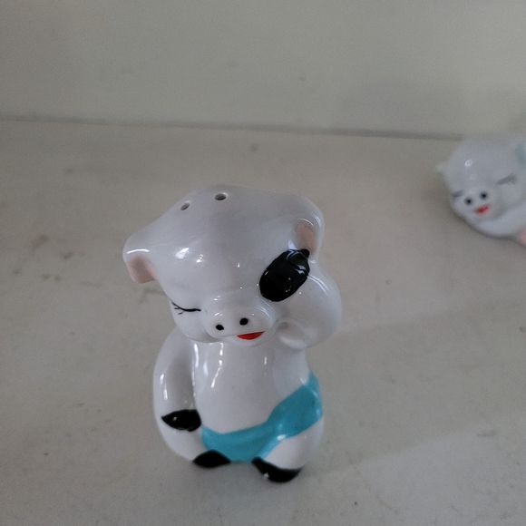 Lefton Pig salt and Pepper shaker - Picture 7 of 8
